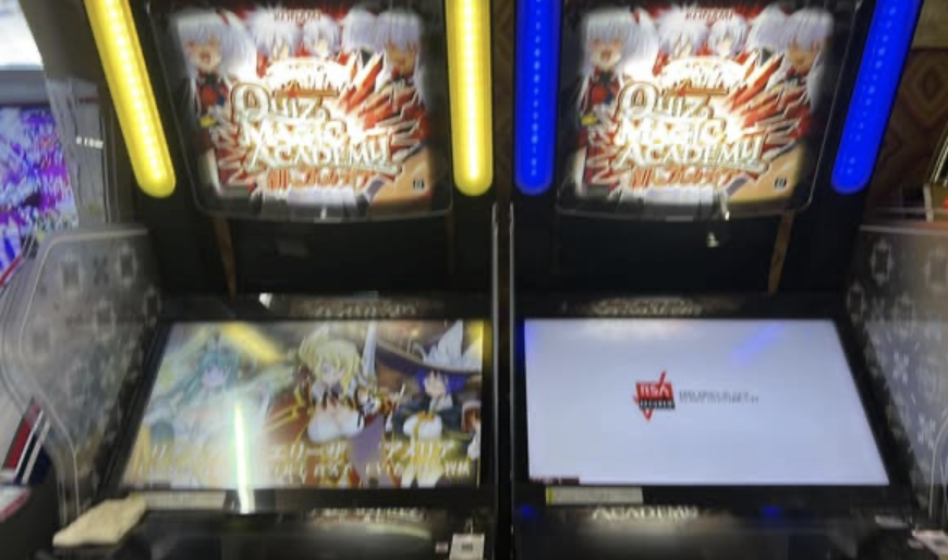 GC_Tecnopolis's tweet photo. 営業中の店長つぶやき：本日より県内下越某所、好評につき #クイズマジックアカデミーHG 増台しました。あと、#怒首領蜂 も稼働開始、#ワンダーランドウォーズ も１台ですがアップデート完了次第稼働開始します。 #QMA #WLW #ポピーとよさか（ばればれ^^;） https://t.co/o1pKeVNCSi
