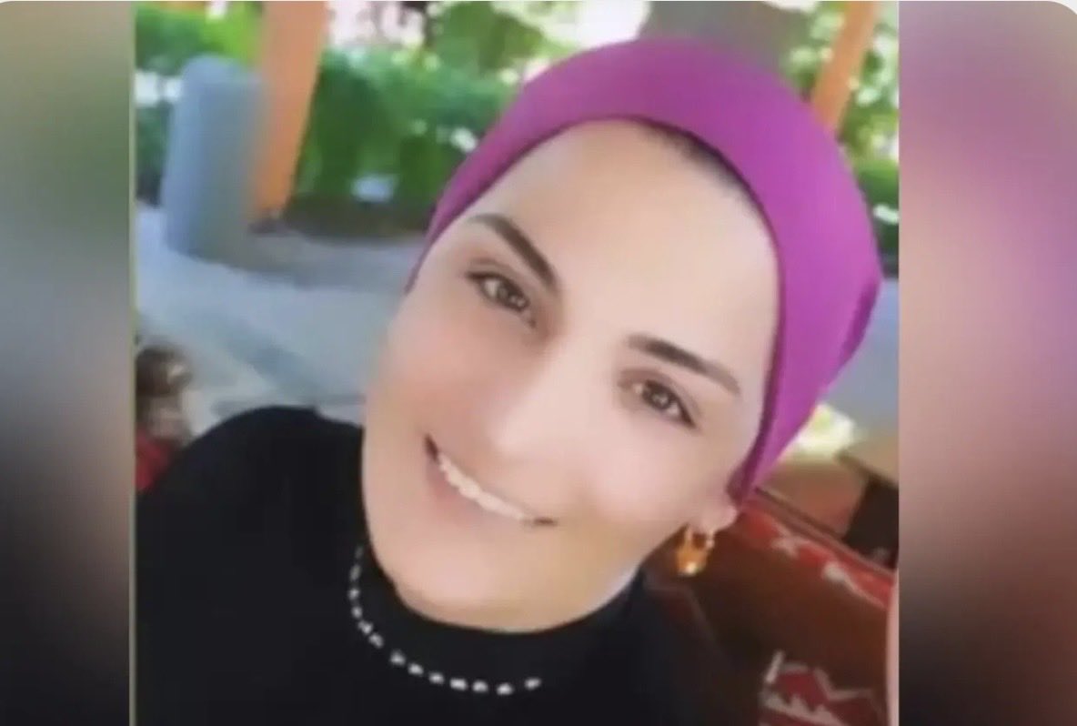 AvTurkanKara's tweet photo. İNTiHAR DEĞİL CİNAYET ! 
Diyarbakır'da Dilan Aslan'ın tabancayla öldürülmesine ilişkin davada karar çıktı. Mahkeme, sanık Abdulvahap Aslan'ı "eşe karşı kasten öldürme" suçundan indirimsiz ağırlaştırılmış müebbet hapis cezasına çarptırdı.Olay ın ilk anından itibaren fail eş Dilan’ın intihar ettiğini iddia ediyordu .En başından beri inanmadık .
#Kadınlarintiharetmiyor 
#DilanAslan 👇