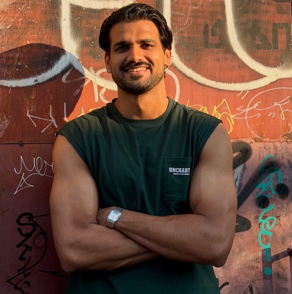 dal_makhanii's tweet photo. Unpopular opinion: He’s India’s best and genuine world travel Vlogger https://t.co/iM5JMV6vpK