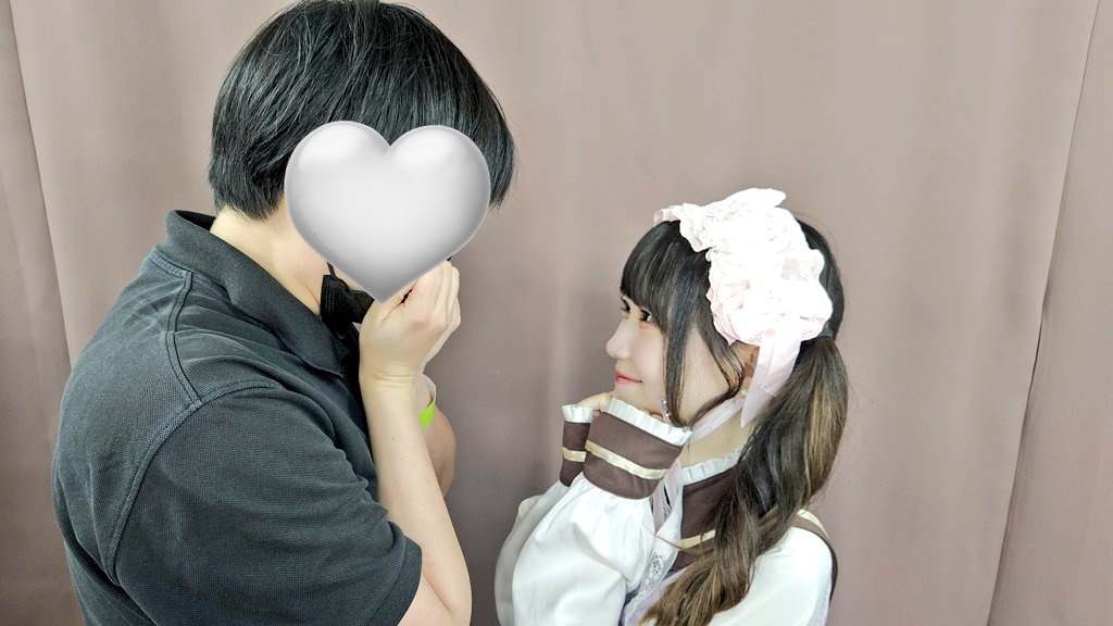 Lee87808536's tweet photo. しのちゃん初めまして🤍
ピンクのヘッドドレスのしのちゃん可愛くてキュンとしました💘

しのちゃんからファンサもらって幸せでした🥰

#キャス研
#しのちゃんに見てほしーの https://t.co/ozlQLtvH3N