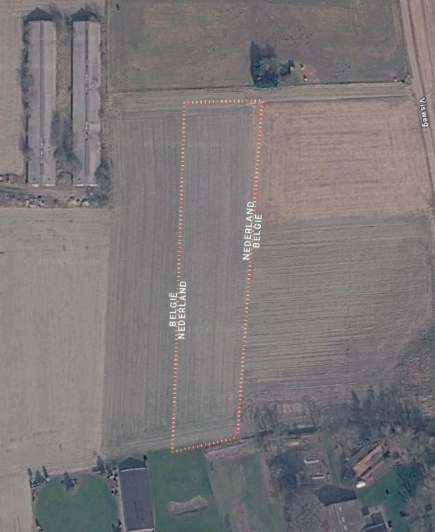 theiaincameron's tweet photo. In honour of the USA v Belgium game, here's my favourite piece of Belgian geography.

This small field is in the Netherlands. But the field is surrounded by Belgium. But, the bit of Belgium surrounding the field is itself surrounded by the Netherlands. 

Welcome to Baarle-Hertog! The Flemish municipality of Belgium, much of which consists of a number of small Belgian exclaves fully surrounded by the Netherlands.