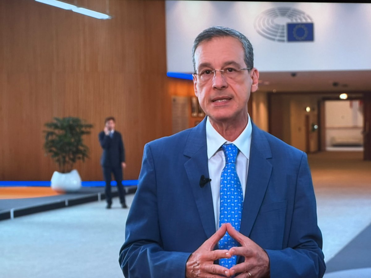 Europarl_IT's tweet photo. “Abbiamo sempre sostenuto con forza che la proposta della commissione non è sufficientemente ambiziosa: in un periodo caratterizzato da nuove sfide non possiamo permetterci un bilancio con risorse troppo limitate”.

@GiuseppeLupoPD https://t.co/rUFgV6s7ei