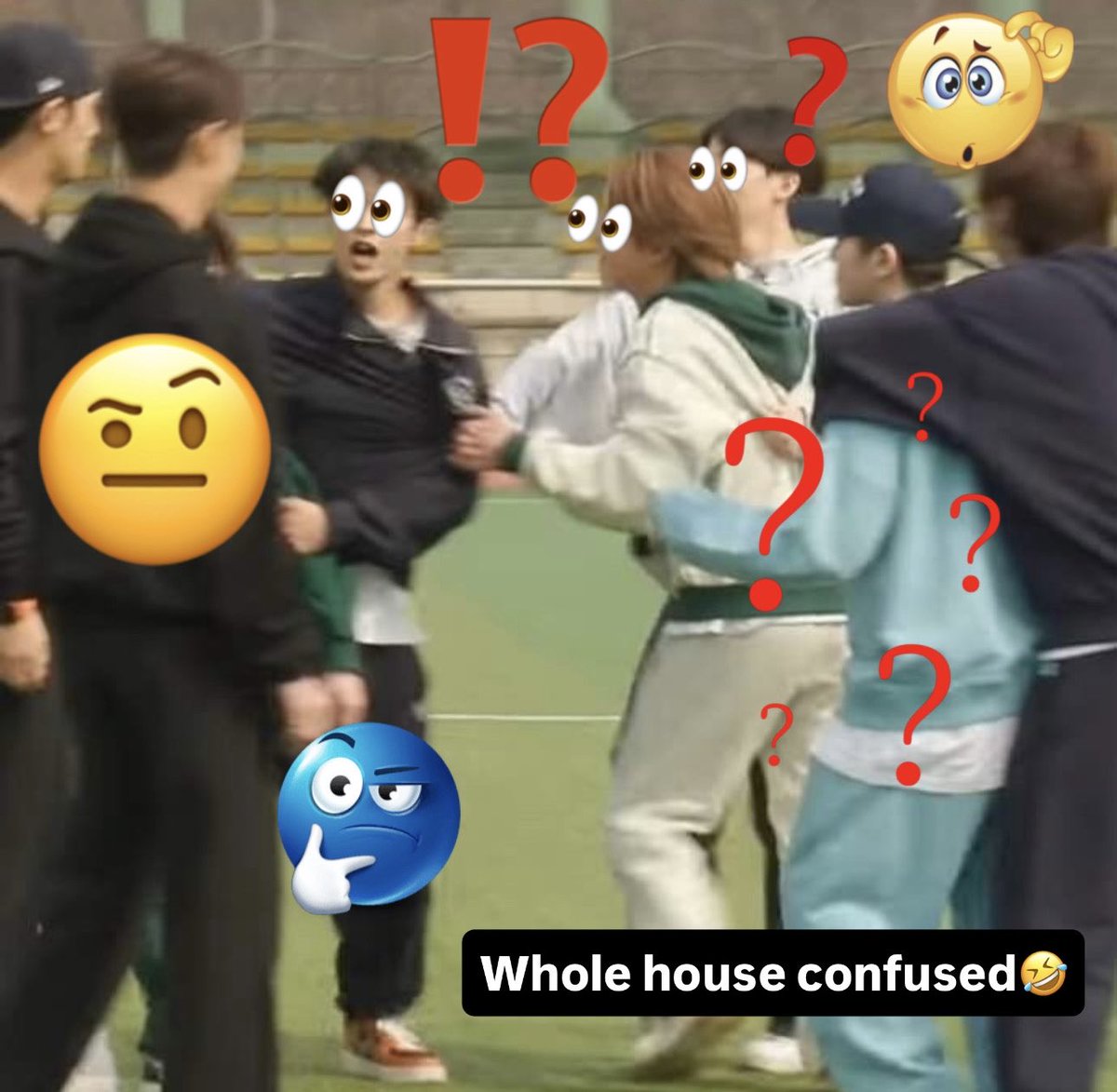 supersnwu's tweet photo. I thought we were supposed to be happy about the new unit? WHAT THE FUCK IS GOING ON ON MY TIMELINE????? https://t.co/x1dwnJHdwH