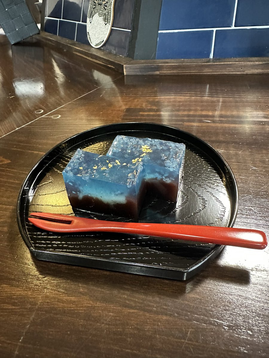 ibuki_ida's tweet photo. #魚雷モグラ26 あと32日

いつもお世話になっている
和カフェ #蒼いねこ さんに
フライヤーを掲示&amp;置かせていただきました

鯖のグリル フレッシュトマトソース
ジューシーとさっぱりの相性抜群

七夕羊羹
今年もいただけた🎋

チケット
https://t.co/4gxQtYXT5R

 #坂戸カフェ #坂戸ランチ https://t.co/F725LZOAx8