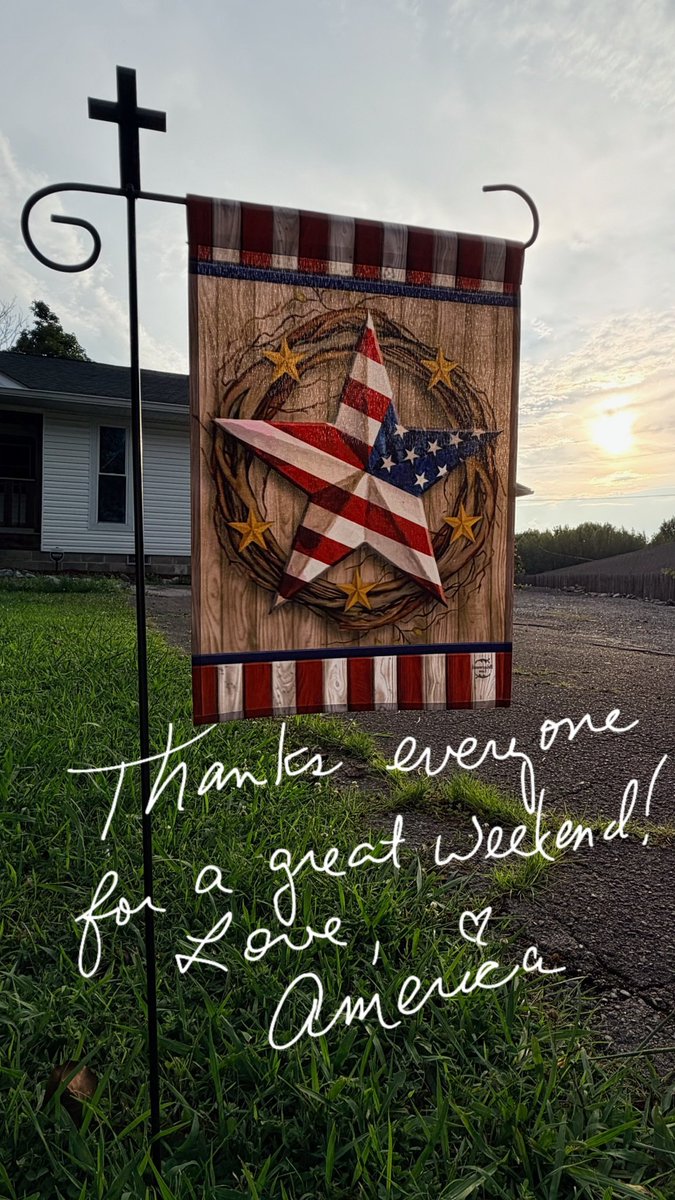 Manumission316's tweet photo. #July4 #godblessamerica #usa @WhiteHouse @POTUS https://t.co/2Wvd62H2Yd