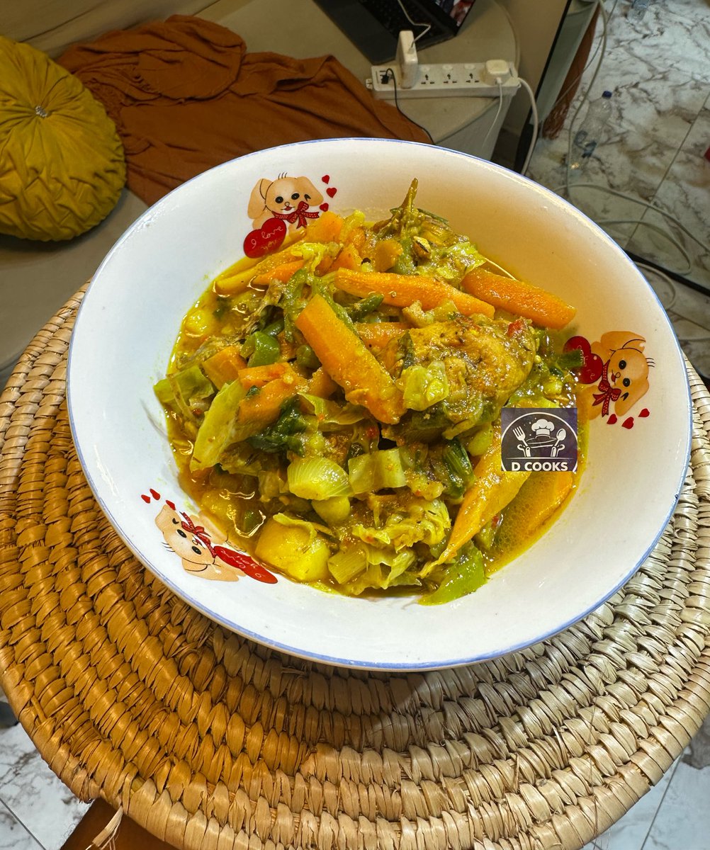 damigentle's tweet photo. Nothing beats a well-made chicken sauce.
Rich, tasty, and perfect with white rice, pasta, yam, or potatoes. Every bite is packed with flavor.
Orders are open
Book us as well. #DCooks #FoodBusiness #NaijaFood https://t.co/oMyQtR0uJ6