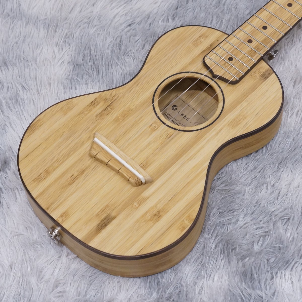 yamanomusic's tweet photo. #山野楽器柏店
#GLabo 取り扱い開始です!!
極限までスリムなデザインを実現した新しいコンセプトの #ウクレレ
驚きの薄さ、軽さ、そしてサウンド!
ぜひ店頭で試してみてください!!
担当のお気に入りはオール竹材を使った【竹レレ】
商品ラインナップ→https://t.co/KjRIRNltuf
#ガズレレ https://t.co/OMozmQIpZS