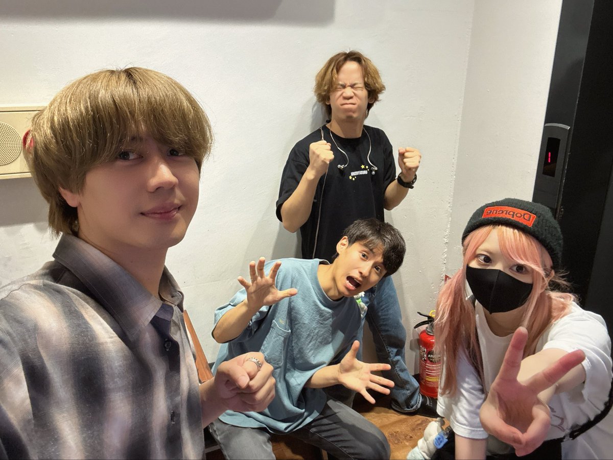absolute_area_'s tweet photo. 【ワンマンまであと9日！！】
7月15日 (水)
代官山SPACE ODD

Absolute area ONEMAN LIVE 2026 "Filter"
チケットはこちら🎫
https://t.co/TNqNe4Gand

-サポートメンバー-
key.鮎京春輝 @ayuharu0411
Ba.あいみベイダー @chloettyyy 
Dr.クラカズヒデユキ@luck_n_roll 

#アブソ https://t.co/9kNmb4v1lA