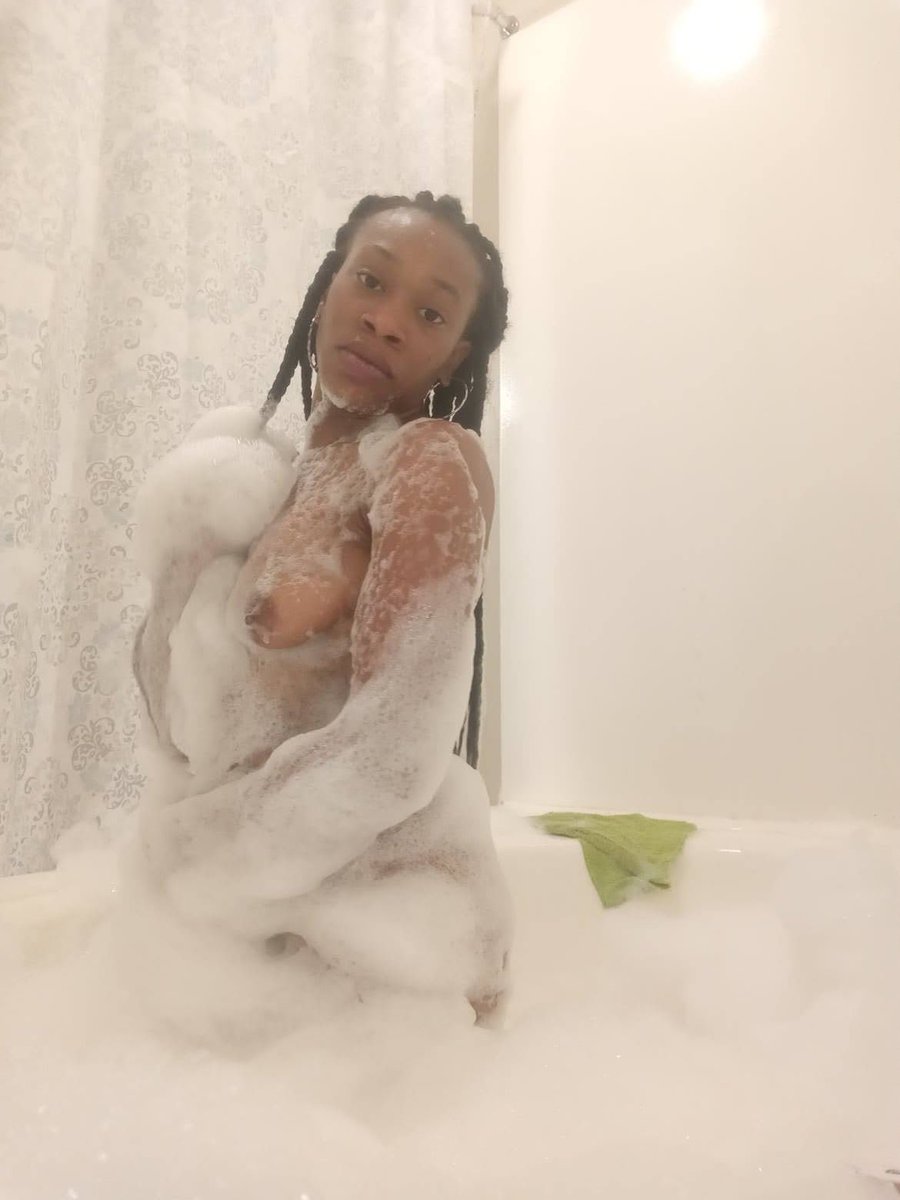 lashawnbby33's tweet photo. https://t.co/RFRvH5VOff