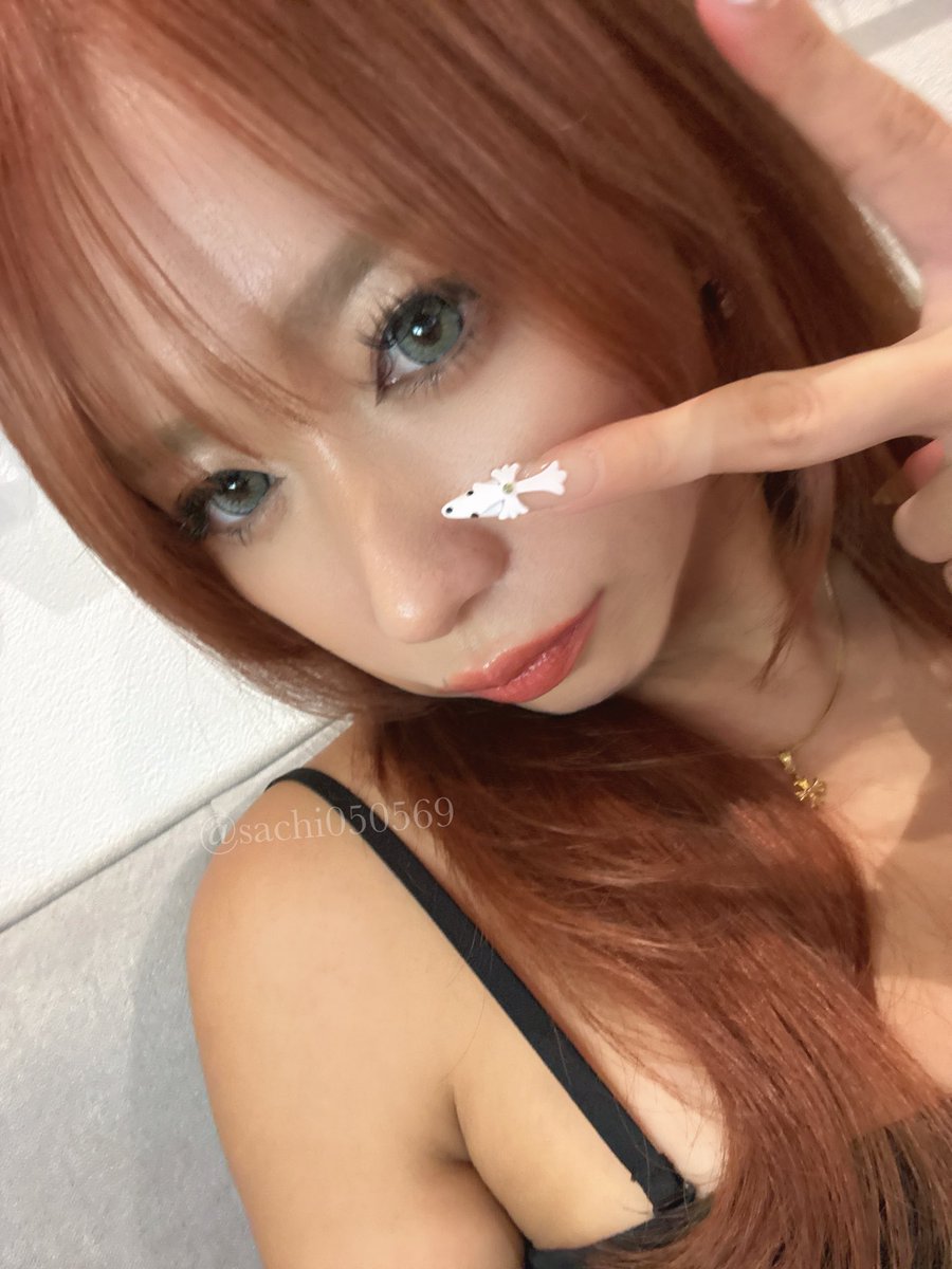 sachi050569's tweet photo. たまには甘々ギャル✌🏽💖
前髪似合わないと思ってたけど案外イイじゃん🎶 https://t.co/KYurUtqgDK