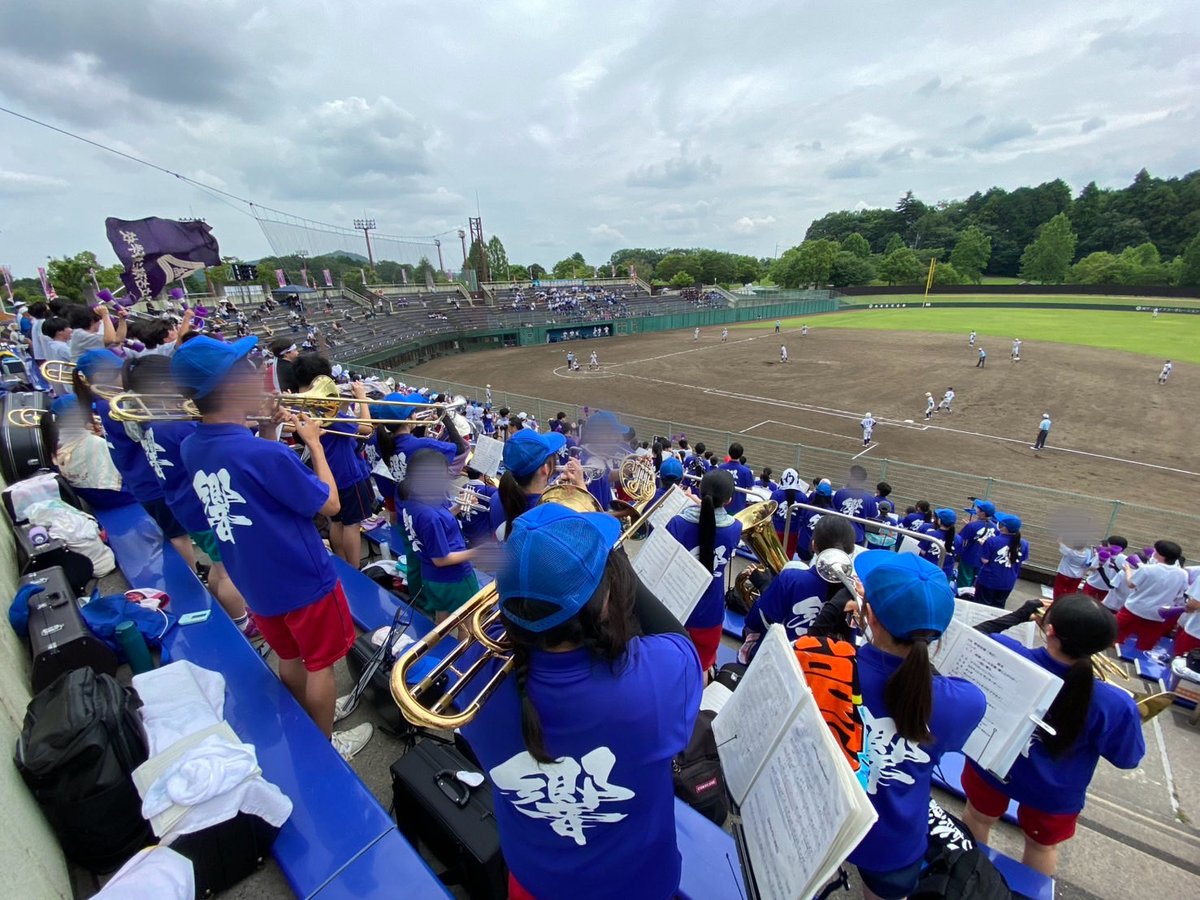 koga_3_wind's tweet photo. 本日は笠間市民球場で行われた古河三高野球部の応援に行ってきました⚾️最後まで目が離せない熱い試合でした！野球部の皆さんに応援が届くよう私達吹奏楽部も精一杯声援を送らせてもらいました‼️野球部の皆さん 本当にお疲れさまでした！これからも応援しています🔥 #古河三高吹部  #吹奏楽  #野球応援 https://t.co/Ix0D7FTi71