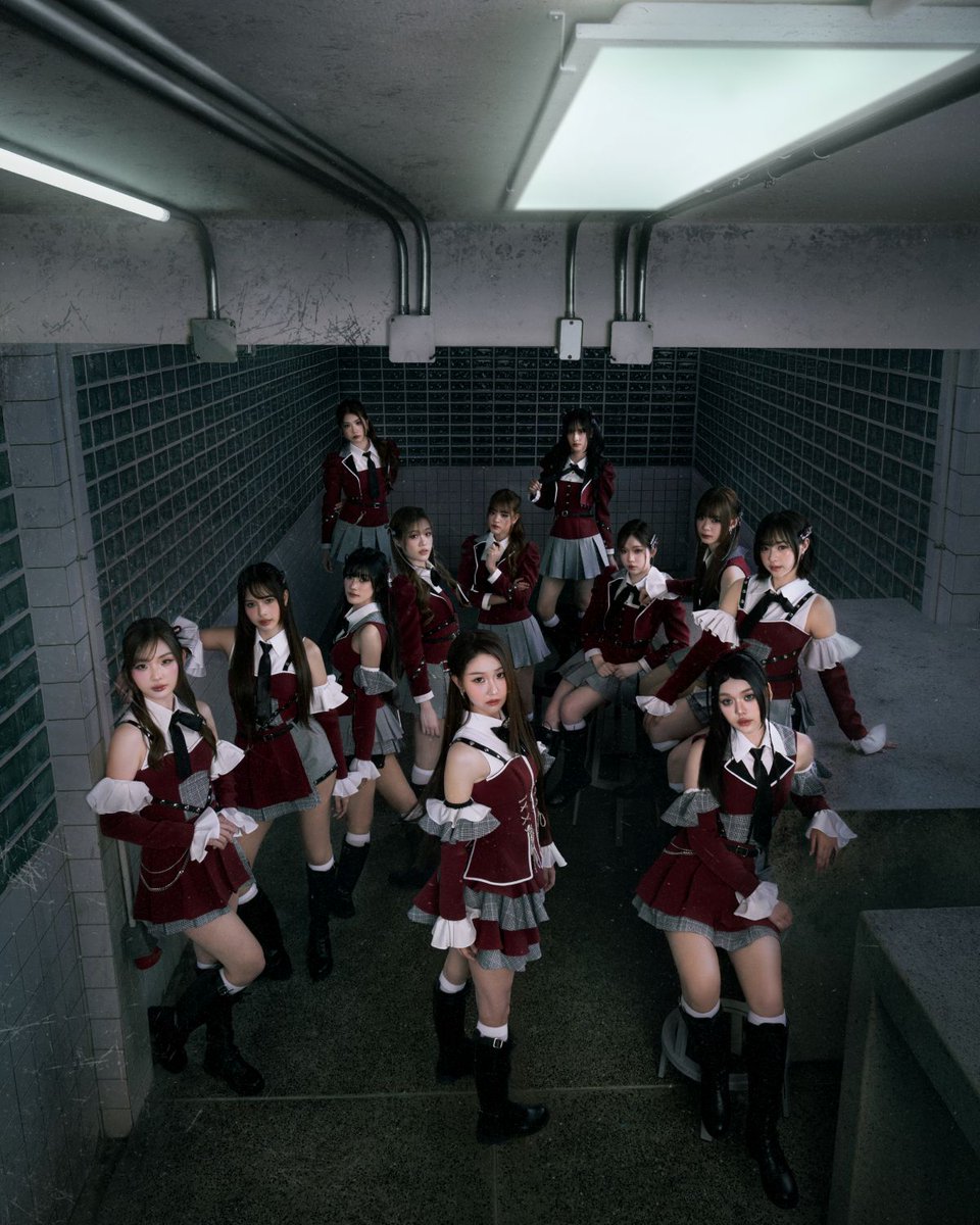 ThaiHyper's tweet photo. CGM48、11thシングル「恋　詰んじゃった」を公開
https://t.co/3qcQgM44U3
AKB48の海外姉妹グループで、タイ北部の古都チェンマイを拠点とするCGM48が、11thシングル「Koi Tsunjatta – Let me know!（恋　詰んじゃった）」を公開しました。今回の楽曲では、CGM48 Team CのJingjingが単独センターを務めます。 @cgm48official