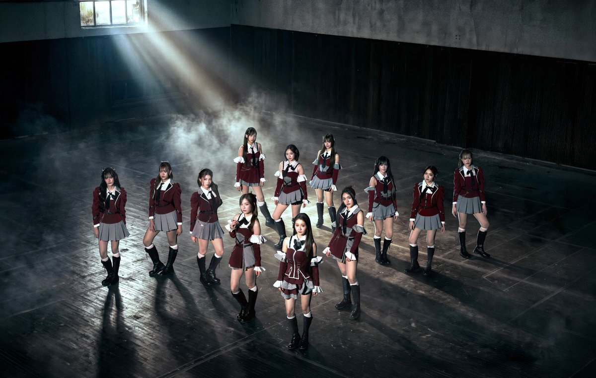 ThaiHyper's tweet photo. CGM48、11thシングル「恋　詰んじゃった」を公開
https://t.co/3qcQgM44U3
AKB48の海外姉妹グループで、タイ北部の古都チェンマイを拠点とするCGM48が、11thシングル「Koi Tsunjatta – Let me know!（恋　詰んじゃった）」を公開しました。今回の楽曲では、CGM48 Team CのJingjingが単独センターを務めます。 @cgm48official