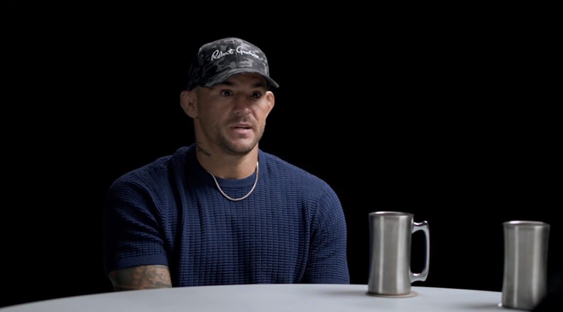 MMAPlusOfficial's tweet photo. Dustin Poirier, UFC kariyerinden sonra hayatı boyunca rahat yaşayacağını söylüyor ancak kumar oynamayı bırakması gerektiğini belirtiyor 

“Yaşadığım kariyer sayesinde hayatımın geri kalanında bir gün daha çalışmam gerekmiyor — kumar oynamayı bırakmam gerekiyor, yapmam gereken şey bu”