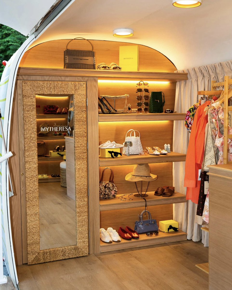 cppluxury's tweet photo. MyTheresa launches luxury mobile shopping experience

https://t.co/DiTXj1yRgx (full article)

#MyTheresa #luxuryretail #luxuryfashion #luxuryshopping #luxury #retail #fashion #mobileexperience #Hamptons @mytheresa_com https://t.co/u6Fm3gQVMc