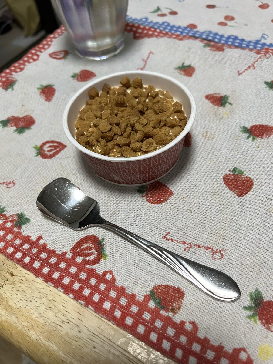 OoaOQ8Uez170158's tweet photo. 夜ご飯、デザート https://t.co/7HXfMsSMfM