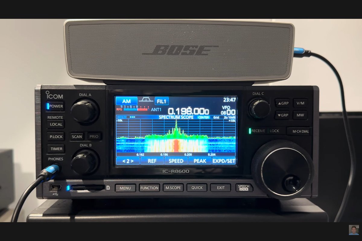 OxfordShortwave's tweet photo. After 100 years of the BBC on longwave, the last ever Shipping Forecast on 198 kHz and final shut down #radio #longwave #icom #ICR8600 #shippingforecast 📻🎙️📡🔊🌎🌍🌏🌐🇬🇧🇬🇧🇬🇧👍⚡️⚡️⚡️⚡️ https://t.co/nm5Z5o01VG https://t.co/Hx1Pa8QR5z