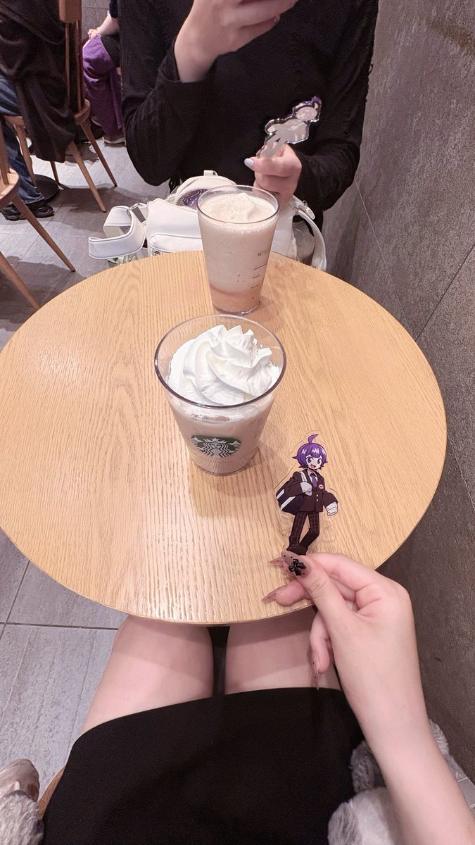 mui_0104_'s tweet photo. お迎え https://t.co/MfpsB9uvgA