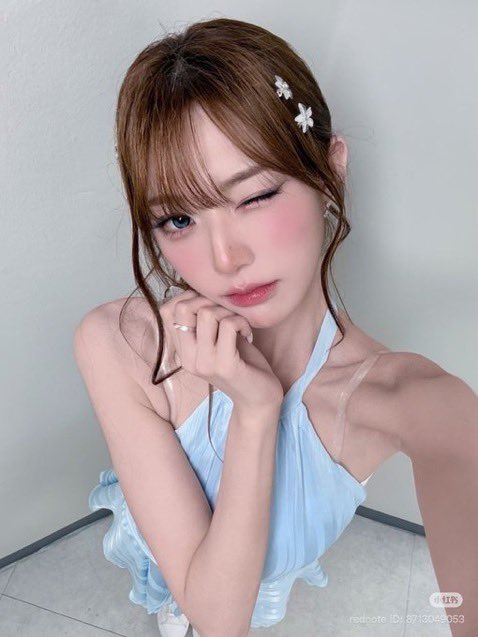 Xinyu_Lover's tweet photo. Such pretty blue contacts 🩵

#Xinyu #신위 #シンウィー https://t.co/gQG8I3ibJS