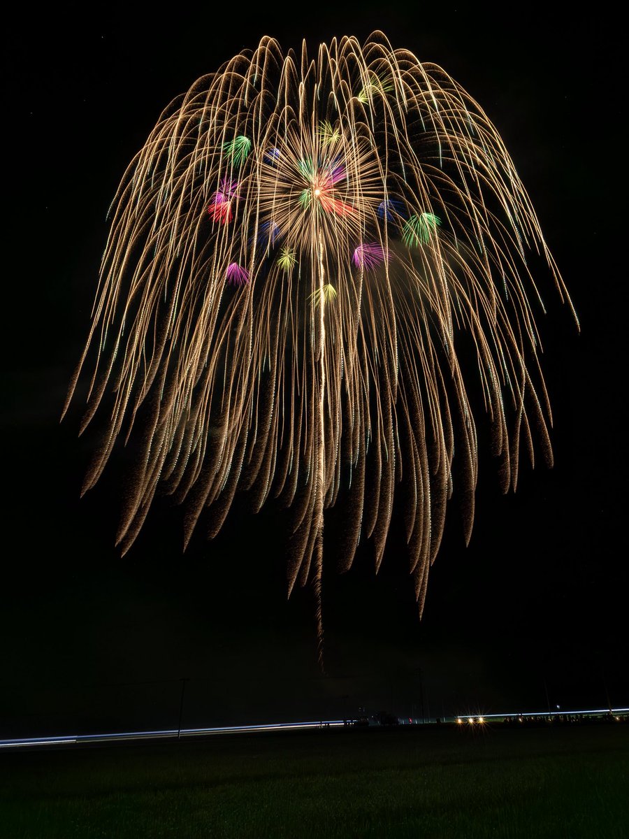 Mercury2008's tweet photo. July 4th, 2026　協和七夕花火

#秋田 
#花火 
#fireworks 
#ファインダー越しの私の世界 
#響屋大曲煙火

https://t.co/5cCl5rT8rX https://t.co/FlLdM8802p