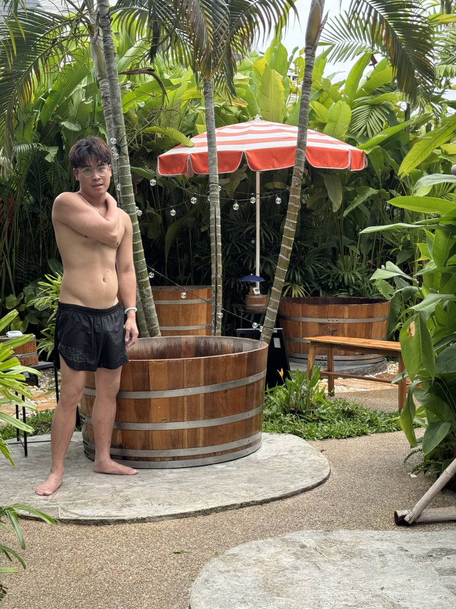 doringkusang's tweet photo. 1st Ice bath

Anaconda >>> งูสิงห์ https://t.co/LArRE1JEbj