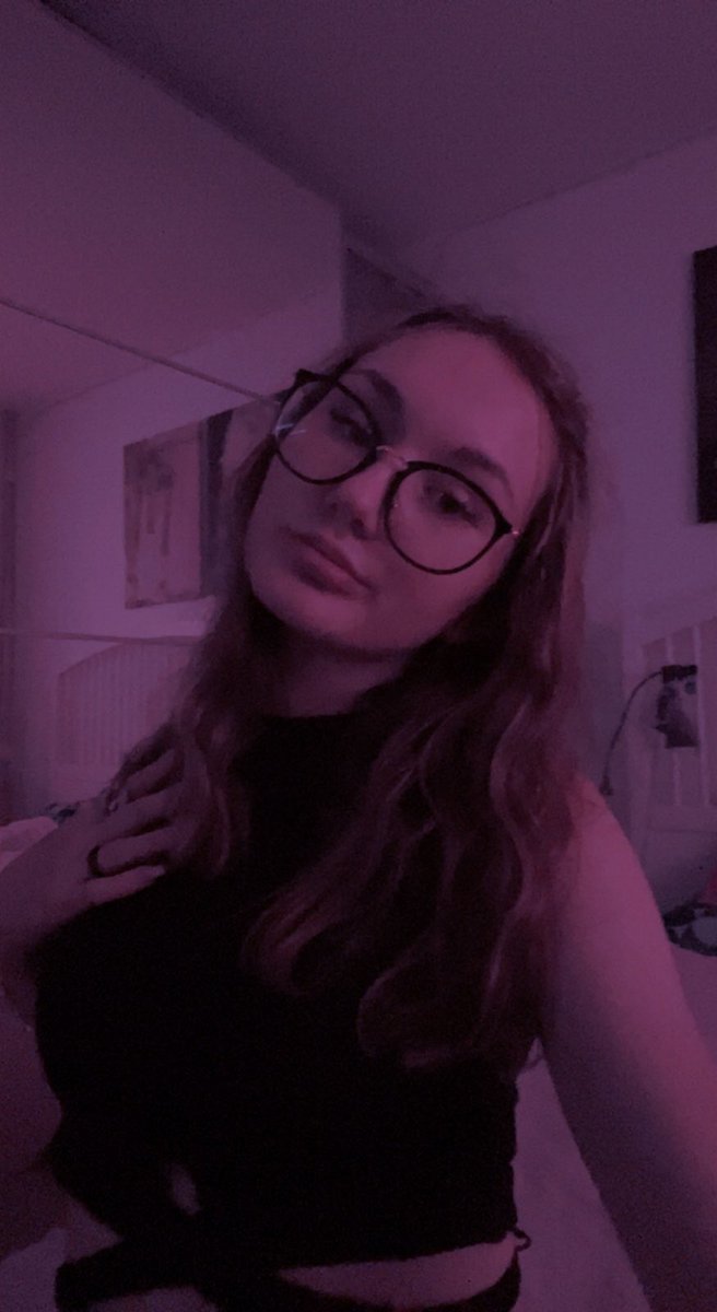 EmilyLogandm4t's tweet photo. who's really over 30 years old on X 😇
i wanna see some old mennnnn…..u https://t.co/soS2gqsYE7