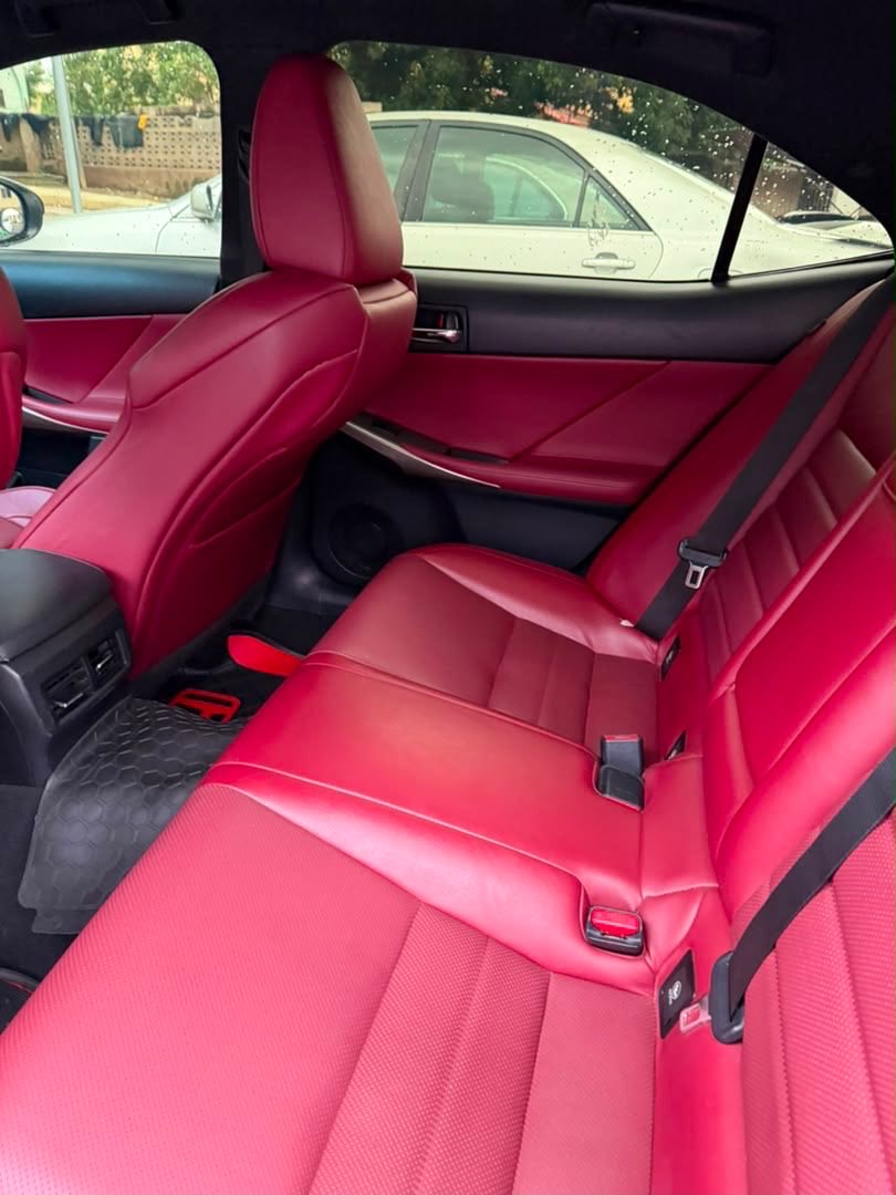 Born_To_Rule365's tweet photo. Distress Sale: 2016 Lexus IS350
• Condition: Super clean, Belgium standard with untempered engine and gear.
• Location: Abuja
• Price: ₦20M …
Kindly send a DM to arrange for an immediate physical inspection. https://t.co/bucfsHsVP9