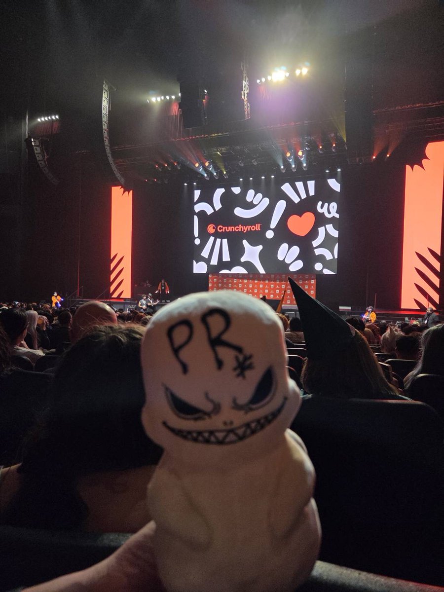 vermilion_PR's tweet photo. ━━━━━━━━━✈️
　AnimeExpo 2026
✈️━━━━━━━━━

アメリカで開催された、 #AX2026 の様子をご紹介🇺🇸
宣伝ケロちゃんもアニメエキスポを満喫💭

TVアニメ『#朱色の仮面』
2026年10月スタート！
読売テレビ・日本テレビ系全国ネット
土曜夕方5時30分枠にて放送📺 https://t.co/5LBF3LNuZa