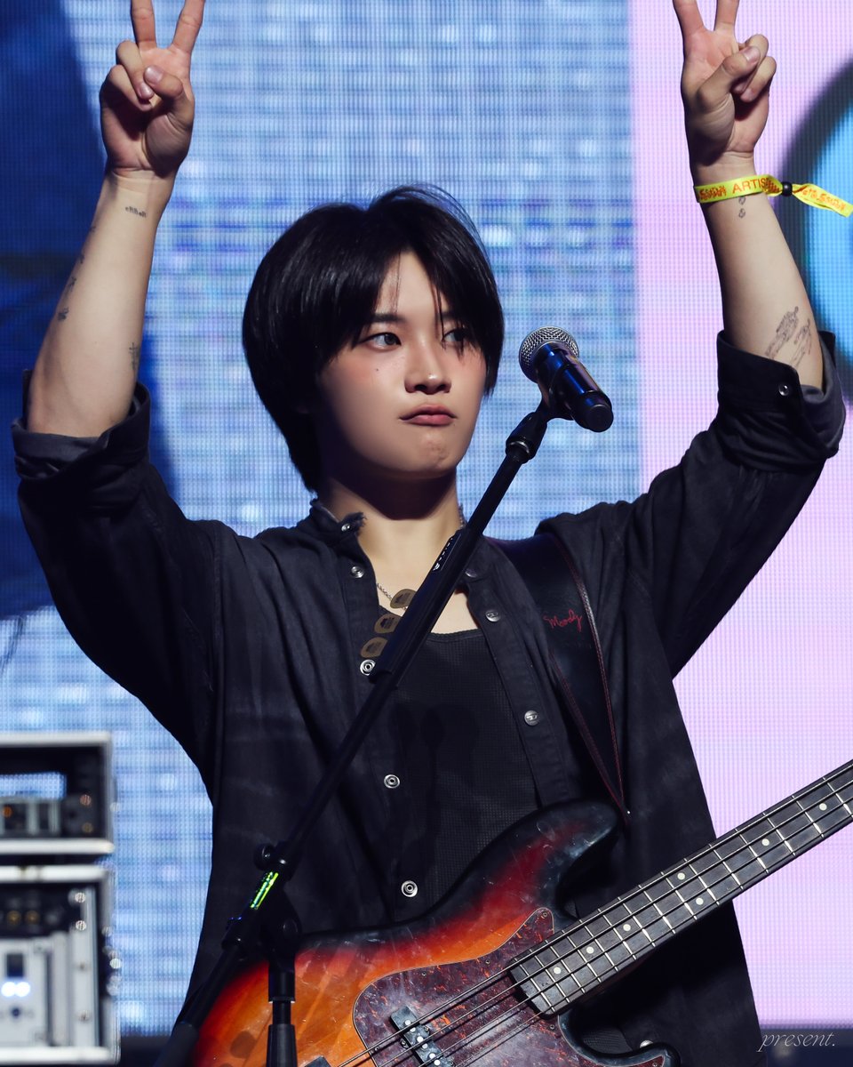 castlepresent03's tweet photo. 260704 팔레트 페스티벌

°. ♡
. °
　 ＿♡
⊂⊂ ・）
　/　 |
⊂＿__u

#드래곤포니 #DragonPony #편성현 #PyunSungHyun https://t.co/rMhWLkkGsG