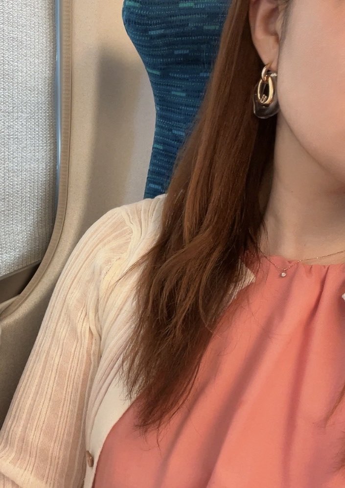 be4g_e's tweet photo. Riviera Bow Tiered Long Dress着てお出かけ🚅ユニバ��行ってきました！shell pinkの色味が絶妙に可愛くてお気に入りすぎる🩷ピアスはこのドレスに合わせたくて購入したけど存在感あって良きかも😍#herlipto https://t.co/IrC695eWWo