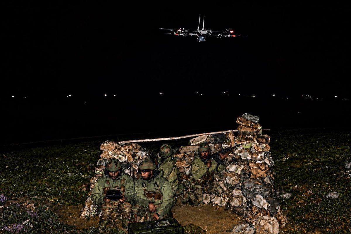UBArea_IA's tweet photo. ⚔️ THE NEXT WAR WILL BE WON BY THOSE WHO MASTER TECHNOLOGY FIRST. 🇮🇳🚀

"शस्त्रेण रक्ष्यते राष्ट्रम्, ज्ञानेन वर्धते बलम्."

🏔️ In unforgiving high-altitude terrain, where every step tests endurance, #GoldenKeyDivision is shaping tomorrow's battlefield warriors.

🛰️ Drone-enabled strikes, tactical load haulers, surveillance, precision target acquisition and seamless integration of cutting-edge combat systems—every drill sharpens the edge of victory.

🪖 The Indian Army isn't waiting for the future of warfare... it's building it.

Mission Ready. Future Ready. Victory Certain. 🇮🇳🔥

#IndianArmy #SuryaCommand #UttarBharat #GoldenKeyDivision #VictoryForCertain #OperationalExcellence #CombatReadiness #FutureWarfare #DroneWarfare #NationFirstAlways #ServiceBeforeSelf #भारतकीसेना #राष्ट्रप्रथम #ऑपरेशनलतत्परता #विजयनिश्चित