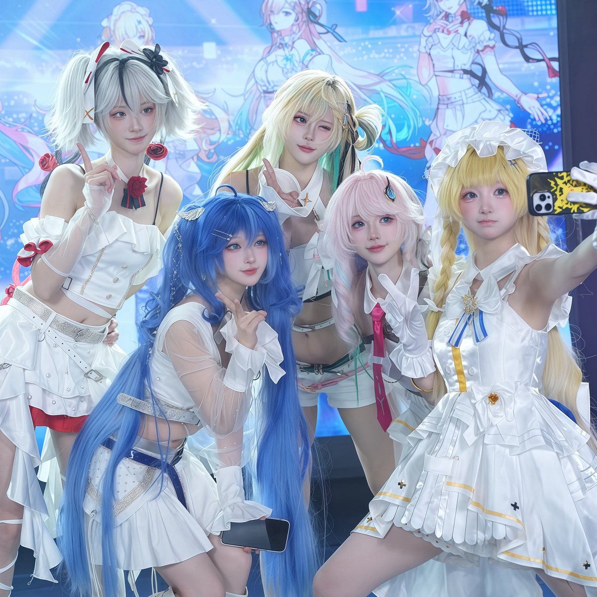 pikataka52's tweet photo. Phoebe 📸💙

Backstage with Solar5 ✨

#WutheringWaves #Phoebe #WuWa #鳴潮 #コスプレ https://t.co/XFSIunvj7Z