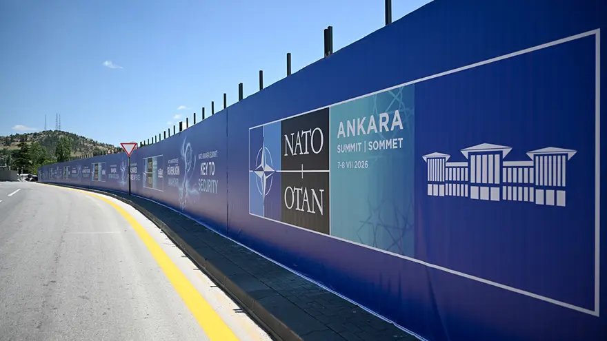 hrn_smsk's tweet photo. NATO'ya nota veren herkes baskılanıyor!

Ne diyelim;
NATO mermer, NATO kafa!

#NATODefol https://t.co/rPVEwMVTKq