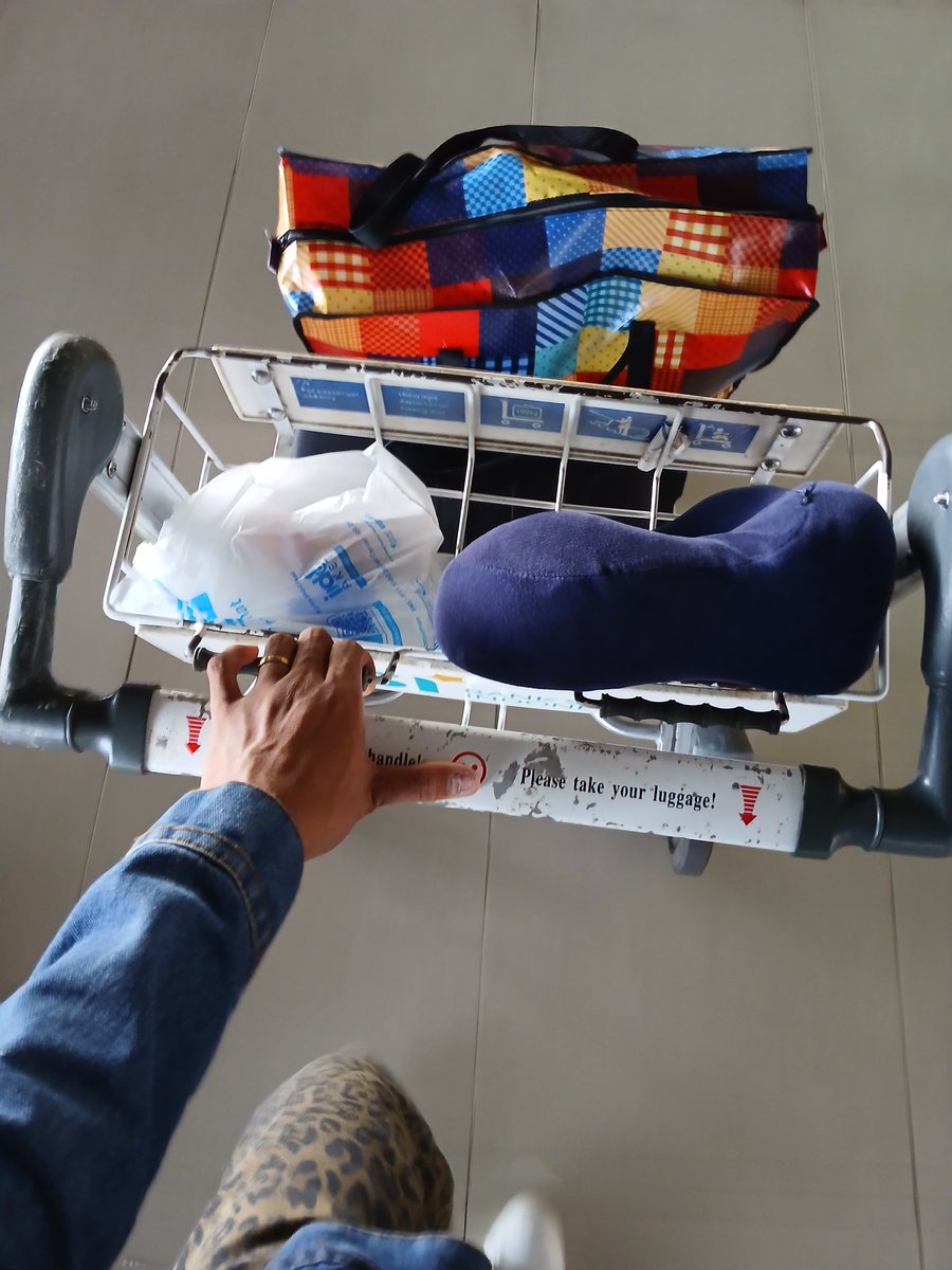 vigio20's tweet photo. Enaknya balik kalimantan apa ngga yaa hmm

lagi di fase pengen balik tapi malas wkwkwkw https://t.co/nlL4NEetH0