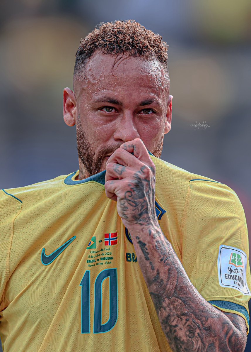 asmabeg09599968's tweet photo. Thank you for everything, @neymarjr 🖤🙌
End of an era💔

#Brazil #Neymar https://t.co/7JyWXFqu0u