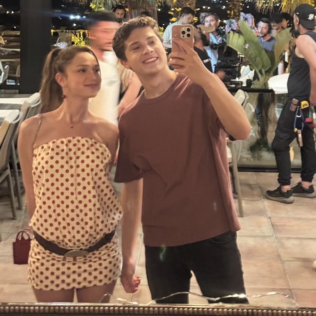alliethescore's tweet photo. Çağcer taking selfies with each other’s phones, aren’t they the cutest partners ever 😭 https://t.co/Hg1NmijFWu