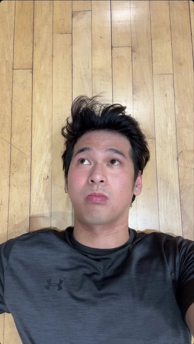 sucker4wilbea's tweet photo. SOBRANG BABY?!?! na para bang hindi kami binaliw kaninang tanghali with his biceps?!?!!? 😩 https://t.co/TSMeo1LyWg