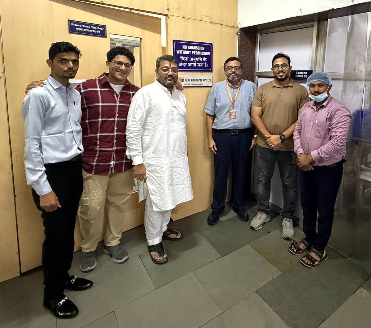 Sattvikcert's tweet photo. Excellence is sustained through consistency🎉

Sattvik Certification Renewal Audit for @nakodagheetel  has been conducted successfully. Special Thanks to our Auditor Mr. Nayan Maskai
#SattvikCertification #qualityassurance #FoodSafety #ConsumerTrust #sattvikhaitoshuddhhai https://t.co/0gpTpt9GUF