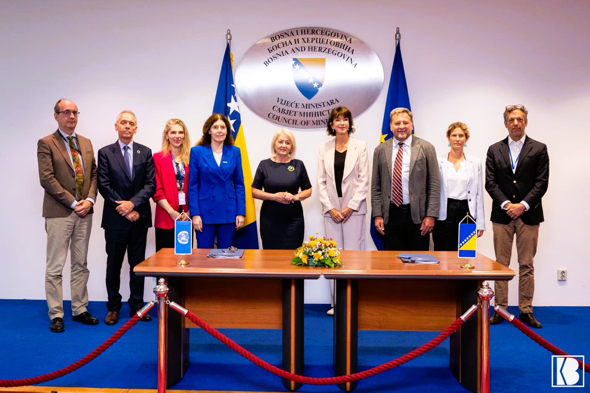 UNOPS_SEEurope's tweet photo. 🤝@UNOPS was honoured to join the signing of the UN Sustainable Development Cooperation Framework 2026–2030 in Bosnia and Herzegovina. 🇧🇦 🇺🇳

The new Framework sets a shared roadmap for advancing the #SDGs and the #2030Agenda. As One @UN we look forward to expanding our support. https://t.co/yiCzNZ5cMm