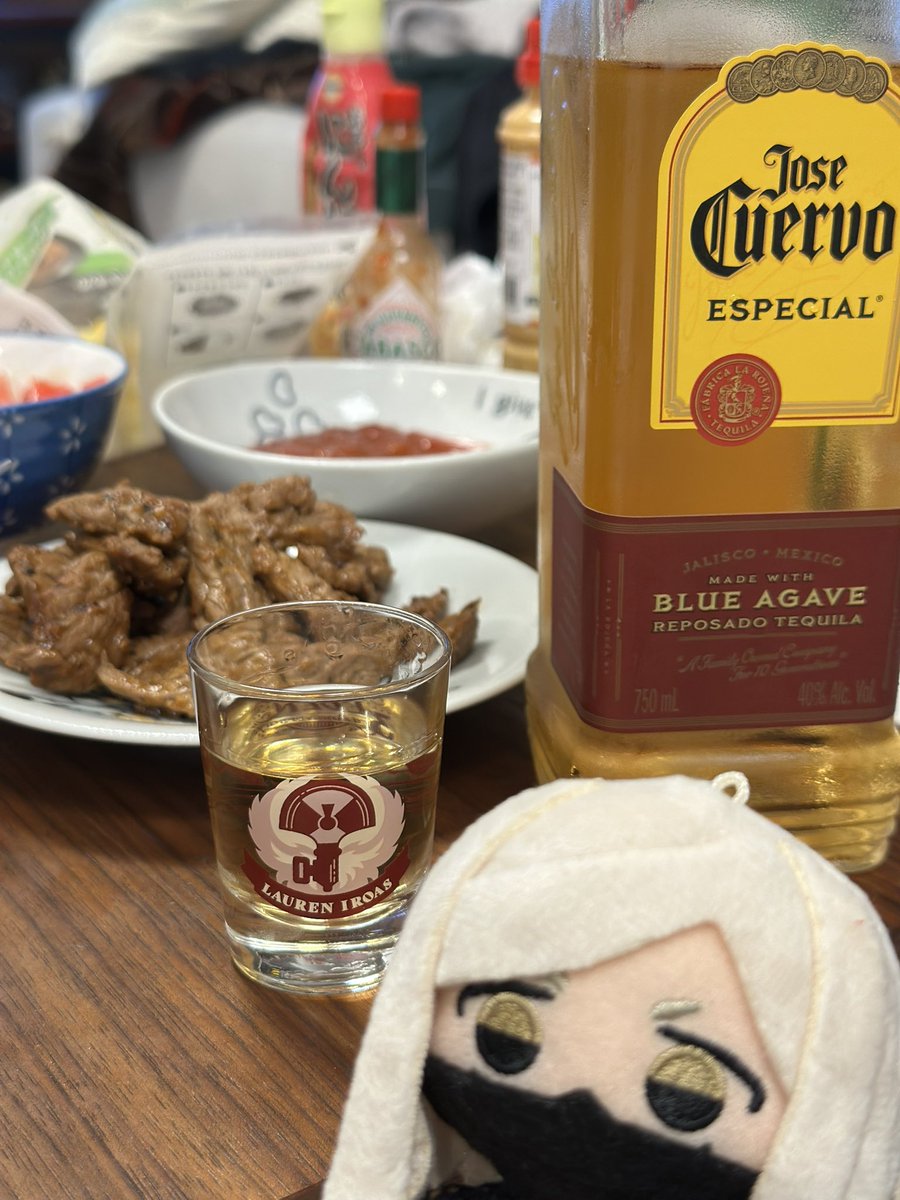 UIGGST's tweet photo. タコスパーティだよちょ🌮 https://t.co/4UTgH4WkMX