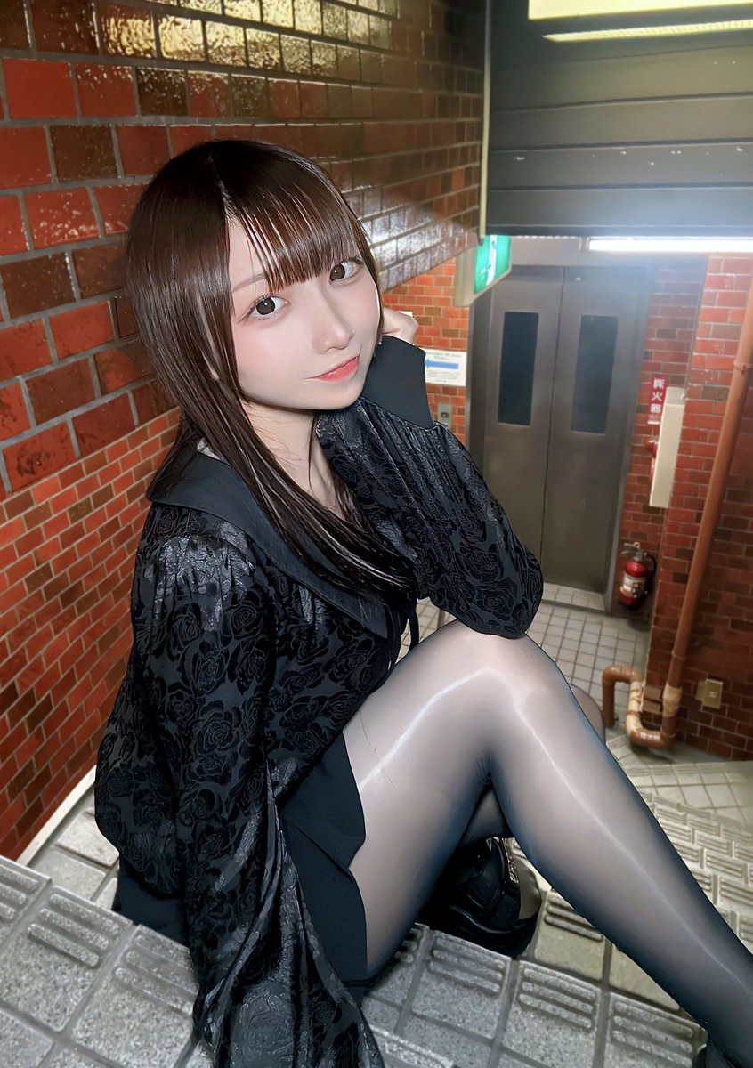 rincent_mitsuki's tweet photo. 私以外の女ブロックして？ https://t.co/mGy4TY7s2p