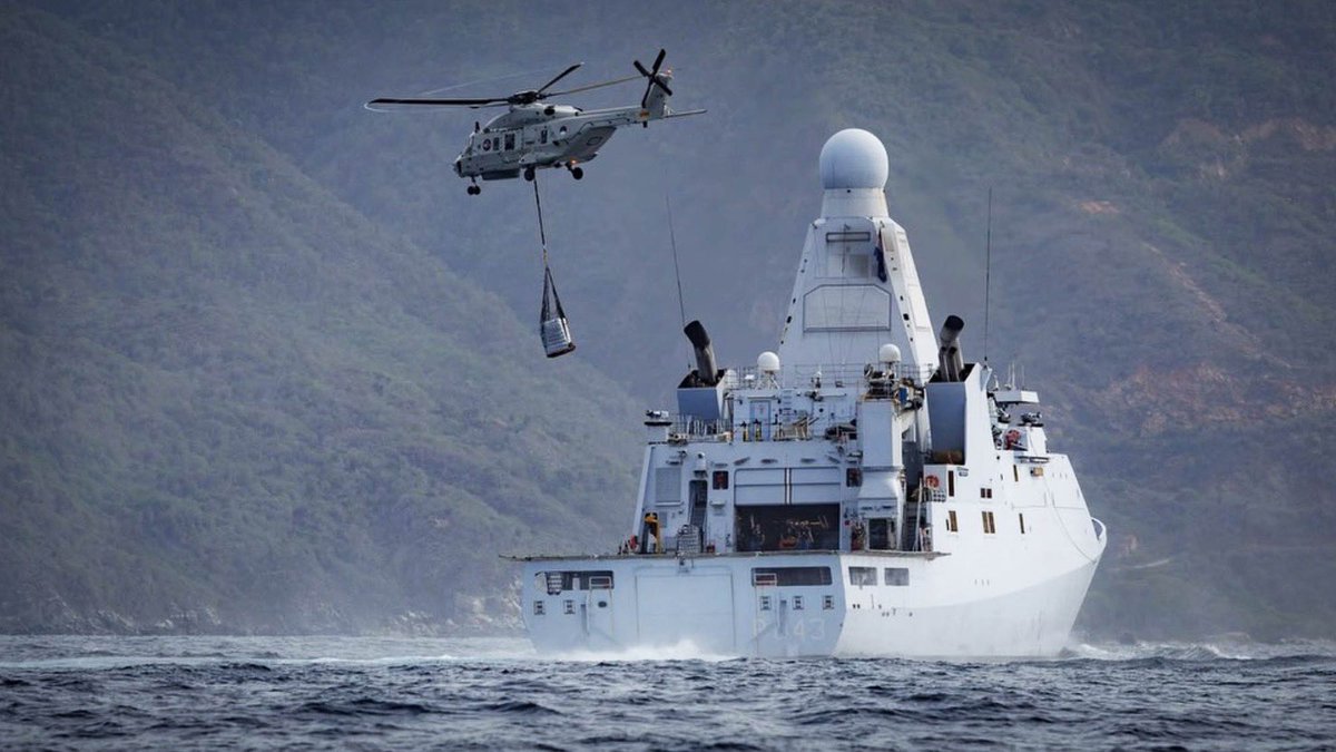 NavyLookout's tweet photo. 🇳🇱HNLMS Groningen @kon_marine makes her second delivery of supplies while supporting post-earthquake relief efforts in 🇻🇪Venezuela.

https://t.co/Vqa7lG3jvN https://t.co/LEqKn7eBuS