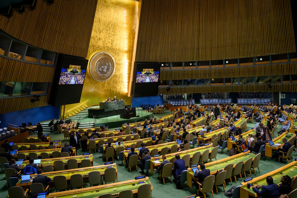 UNPeacekeeping's tweet photo. Last week, the @UN approved a $5.1 billion peacekeeping budget, the equivalent of 16 hours of global military spending.

Member States also adopted a reform ending the return of unspent funds that had never been received, strengthening the Organization's financial stability. https://t.co/LXoXGVoshT