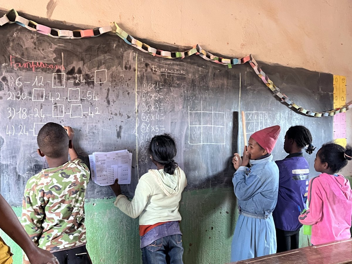 jica_direct_en's tweet photo. Through this approach, a range of challenges are addressed – from learning improvement and school meals to early childhood education and dropout prevention – toward a society where no one is left behind 🤝 https://t.co/0TGOP4HUPI