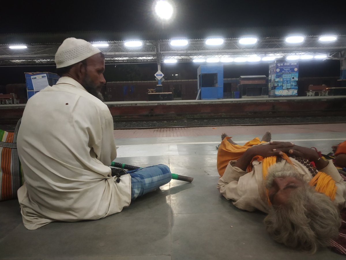 AvnishK8644's tweet photo. यही है असली हिंदुस्तान ❤️♥️🇮🇳 https://t.co/OoAyPbaqrA