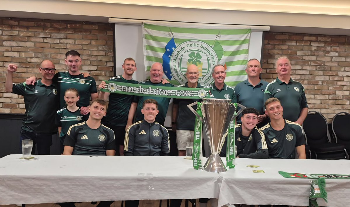 malahidecsc's tweet photo. Malahide CSC were delighted to host a meet and greet with the Celtic players and league trophy.
A huge honour for our club &amp; a fantastic opportunity for local Celtic supporters to meet their hero's.

Many thanks to St Slyvesters GAA Club for their support &amp; to the Irish Dancers https://t.co/Rf6hGyIG7g