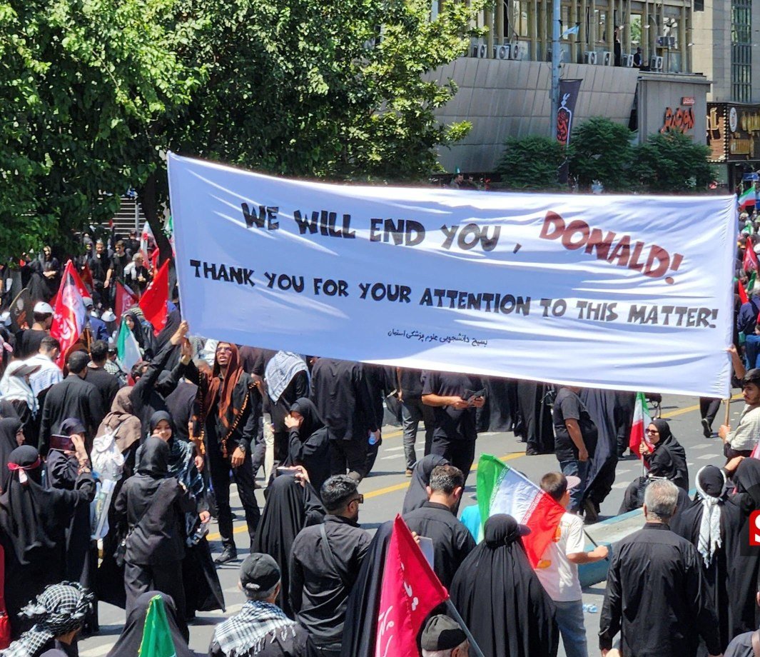 Shheidari_'s tweet photo. @Fadi_Boudaya One martyr falls; A million take his place.
#Khamenei
#KillTrump https://t.co/eAgoIvBOZy