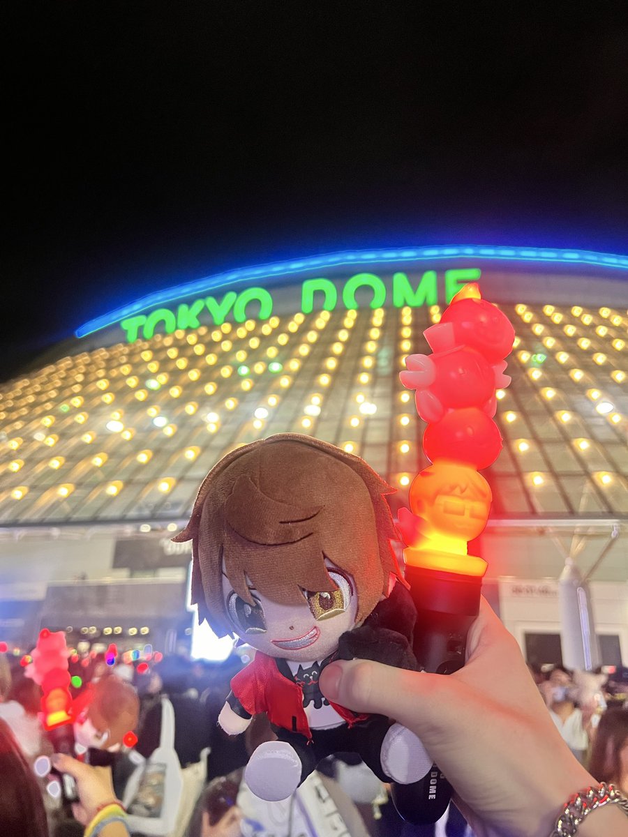 yoki3_19's tweet photo. TOP4in 東京ドーム行ってきた！
生のヨーキー見てきた！
初ライブだったけど楽しかった！

#TOP4TOKYODOME2 https://t.co/bBM45QoQwT