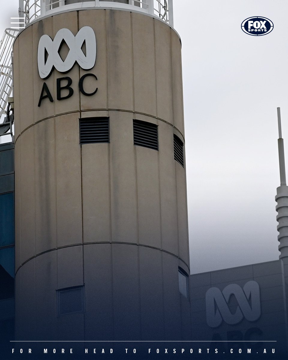 FOXFOOTY's tweet photo. Three "highly credentialed" sportsmen have been granted a court order barring the ABC from publishing a story, detailing group chat messages which shared “crude descriptions of sexual acts and domestic violence”.

Story: https://t.co/4YnyRivQ2r https://t.co/OAIBDC0LED