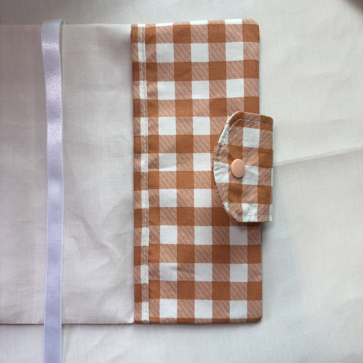 be_minestyle's tweet photo. New color ชาไทย🧡🌟

กดสั่งได้เลยค่ะ
Shopee https://t.co/ggJsJFZxT3
TikTok https://t.co/GjmBCaJCtm

#ปกหนังสือผ้า
#bookcover
#booksleeve https://t.co/ydj2f8cmyJ